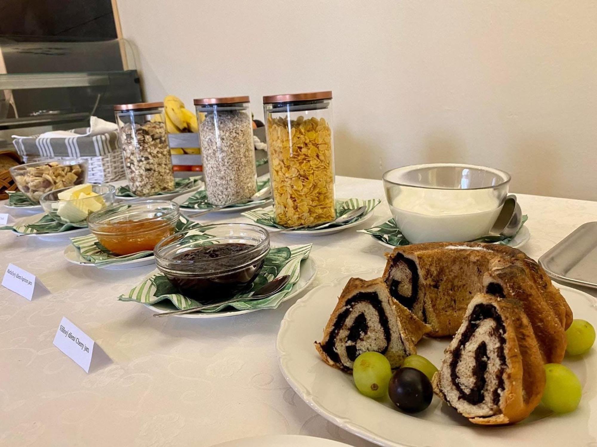 Hotel Majovey Žilina Dış mekan fotoğraf